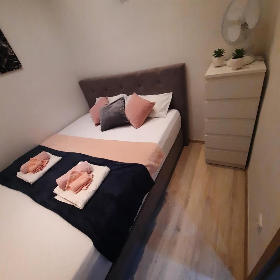 Apartment Alex Rijeka Eksteriør billede
